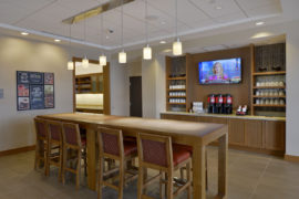 Hyatt-Place---breakfast-area