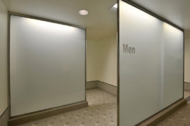 LA-Fitness---locker-room-entry